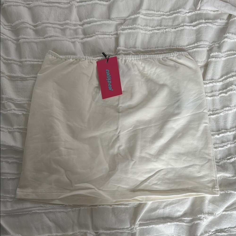 Edikted Aisha low rise white mini skirt